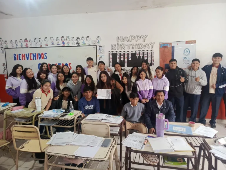 estudiantes perico